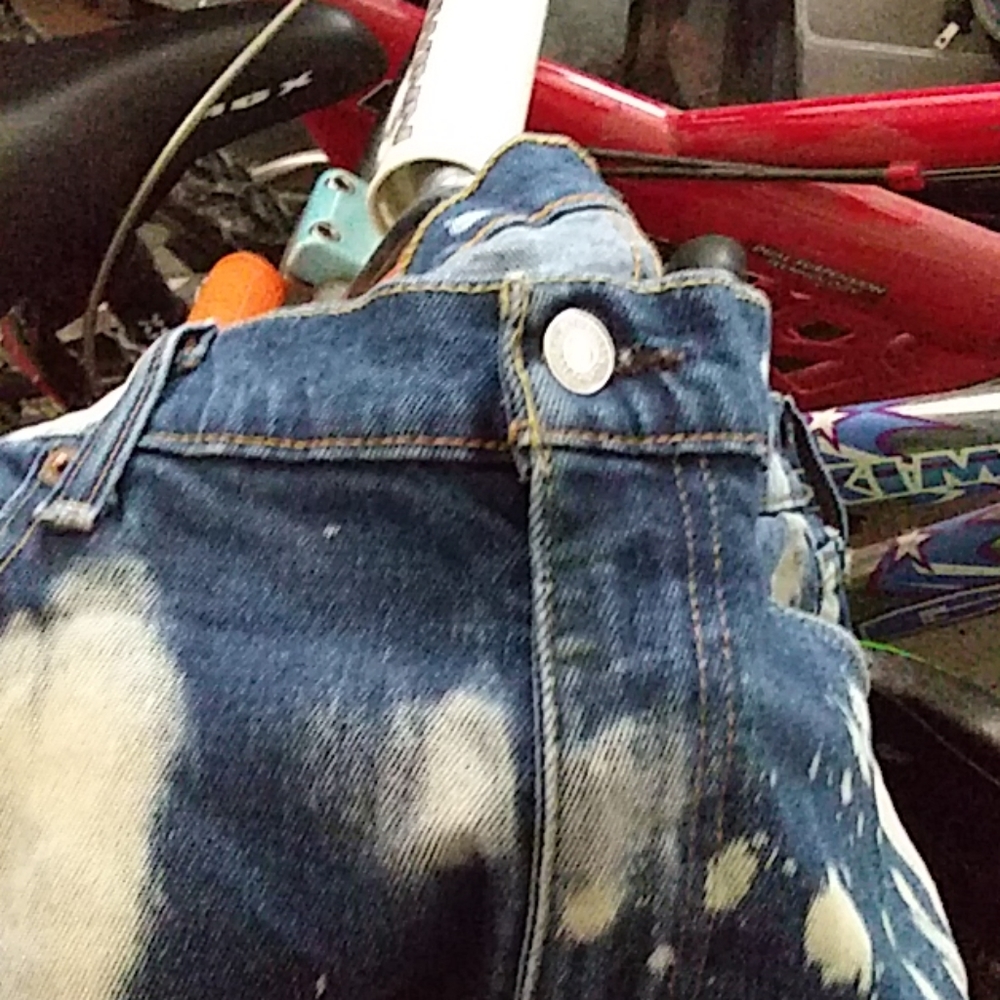 levis - Picture 3 of 5